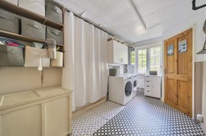 Photo 13- click for photo gallery